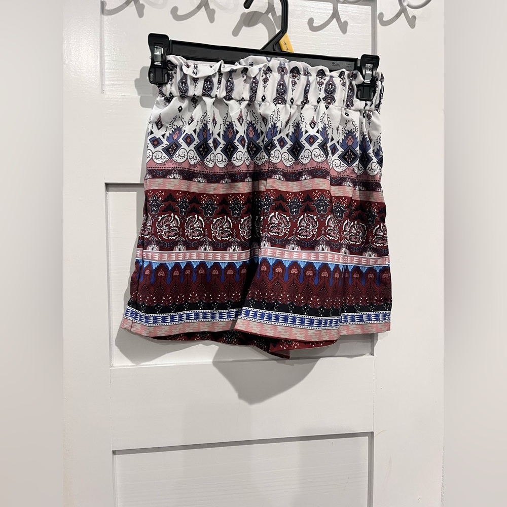 Cropped Summer Shorts Set - Picture 4 of 4